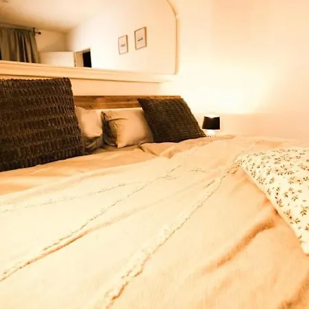 Willkommen Im Lilly In Direkt Am Flughafen Fmo Ladbergen