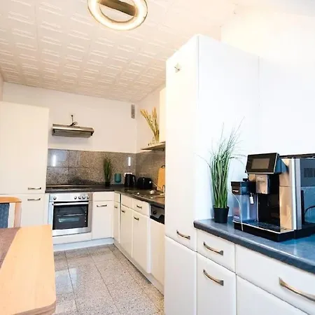 Willkommen Im Lilly In Direkt Am Flughafen Fmo Ladbergen