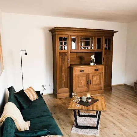 Willkommen Im Lilly In Direkt Am Flughafen Fmo