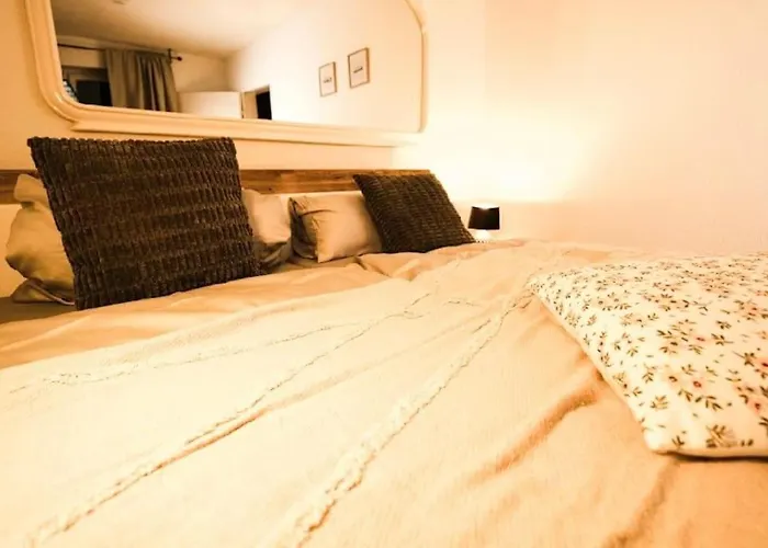 Willkommen Im Lilly In Direkt Am Flughafen Fmo Ladbergen