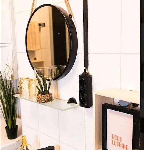 Willkommen Im Lilly In Direkt Am Flughafen Fmo Apartmán